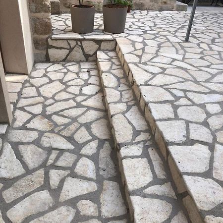 Old Town Apartment Tonka هفار المظهر الخارجي الصورة