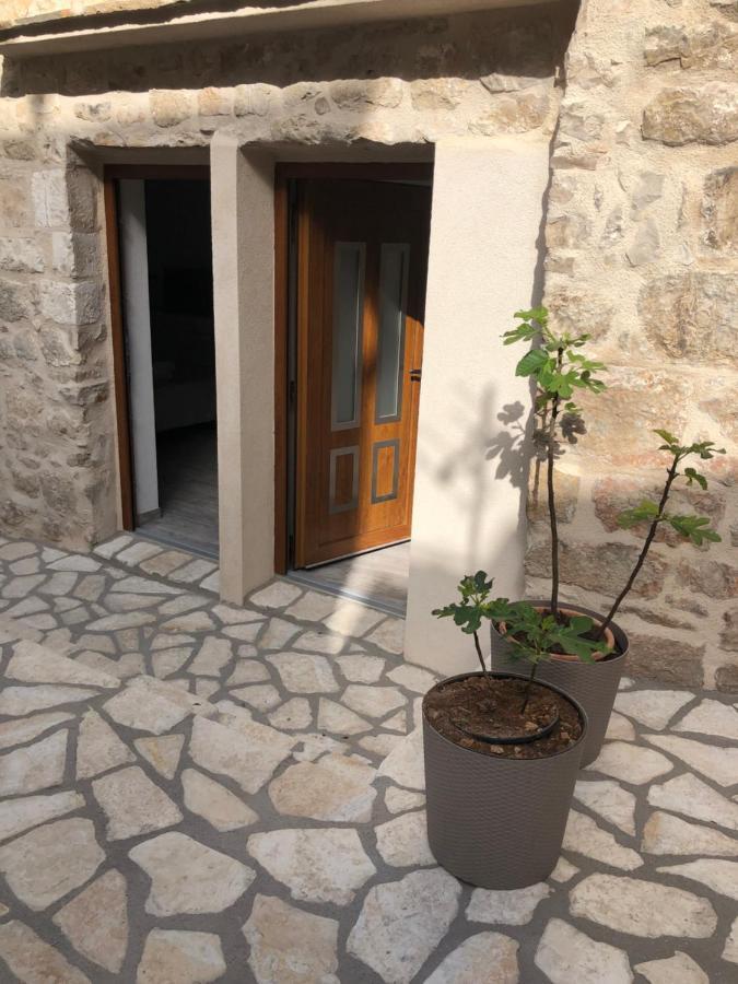 Old Town Apartment Tonka هفار المظهر الخارجي الصورة